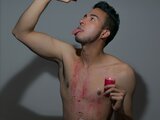 Nude show LucianoEvans