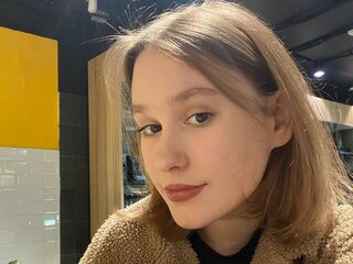 Porn porn MiaYoumans